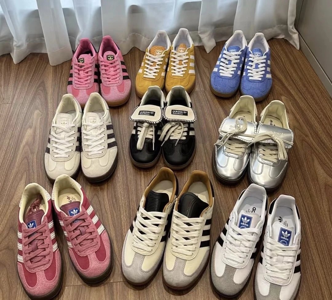 Originalqualität – sofort ab Lager versandt – Versandversicherung – Samba-Schuhe – Adidas German-Trainer – Samba OG – Samba Anniversary Series Gentleman German-Trainer – vielseitige Leder-Sneaker – Strawberry Bear – Unisex-Sportschuhe im Freizeit-Look